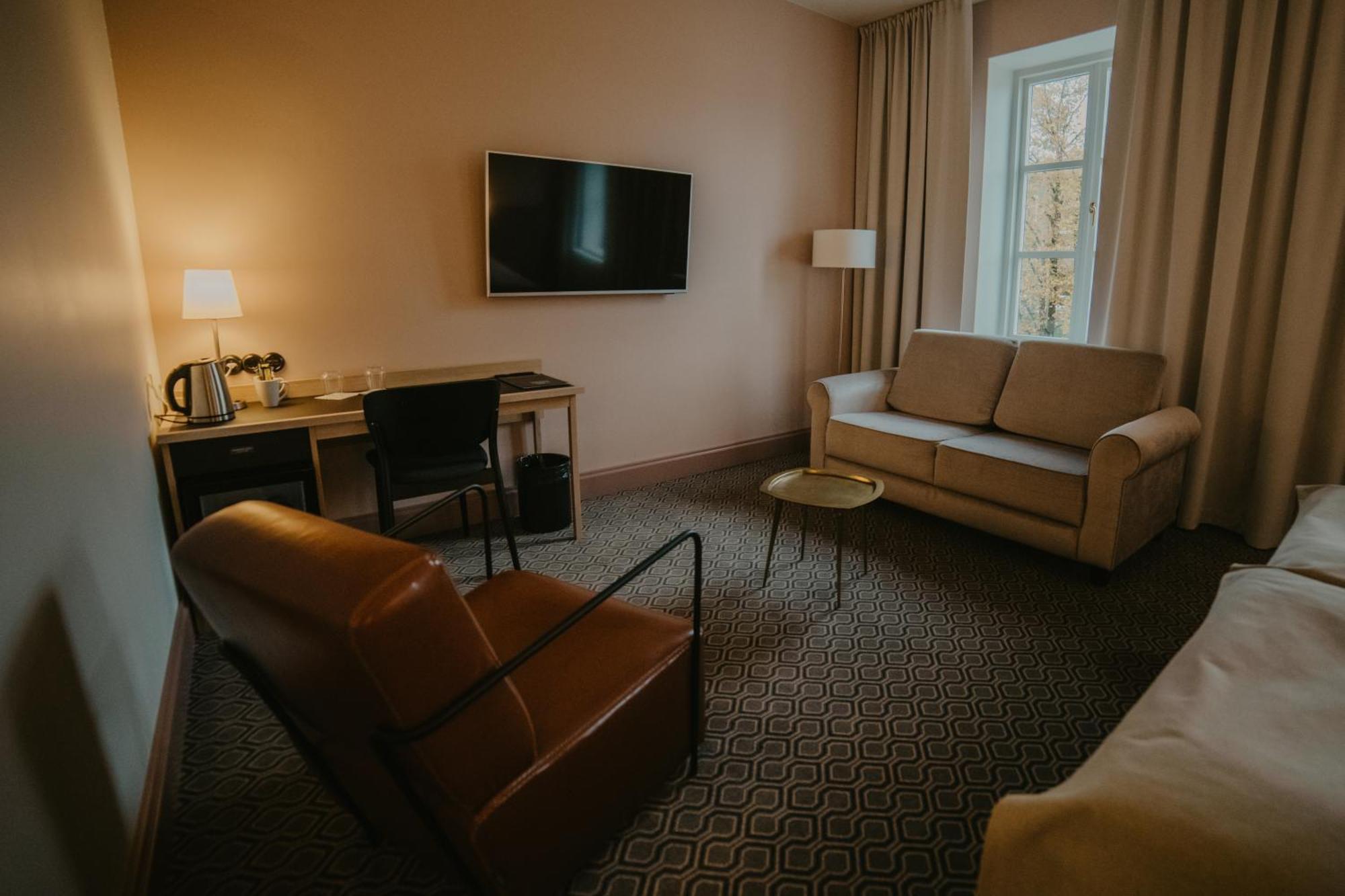 Coop Hotell Jogeva Eksteriør bilde